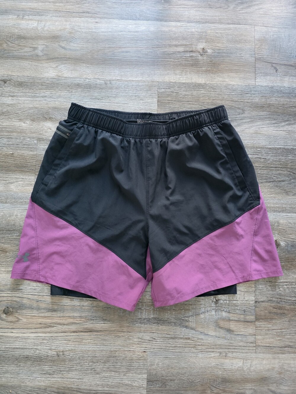 Under Armour Men's Loose Athletic Short Size XL